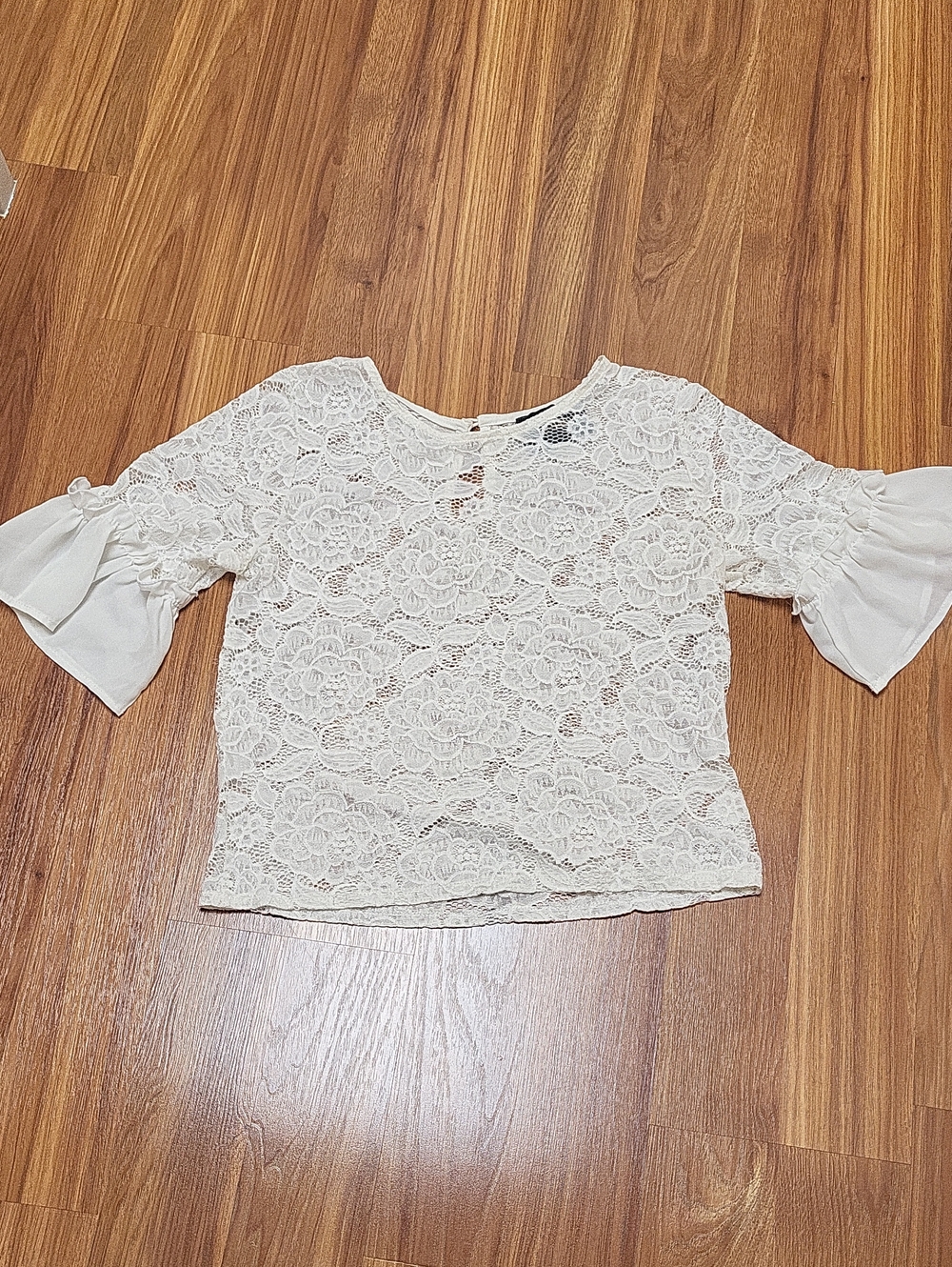 Wishful White Floral Lace Bell-Sleeve Crop Top